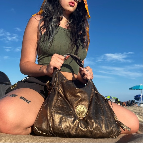 Gucci Handbags - ꧁ Gold Gucci Hysteria Metallic Shimmer Lamb Skin Hobo Bag ꧂